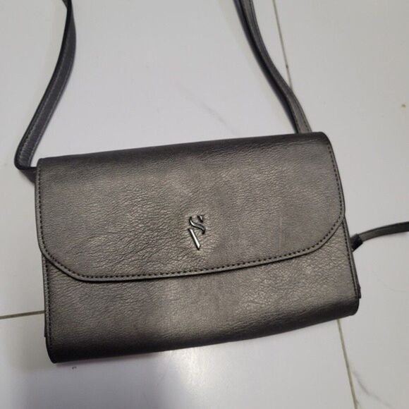 ~ small grey simply vera crossbody purse - Picture 2 of 5